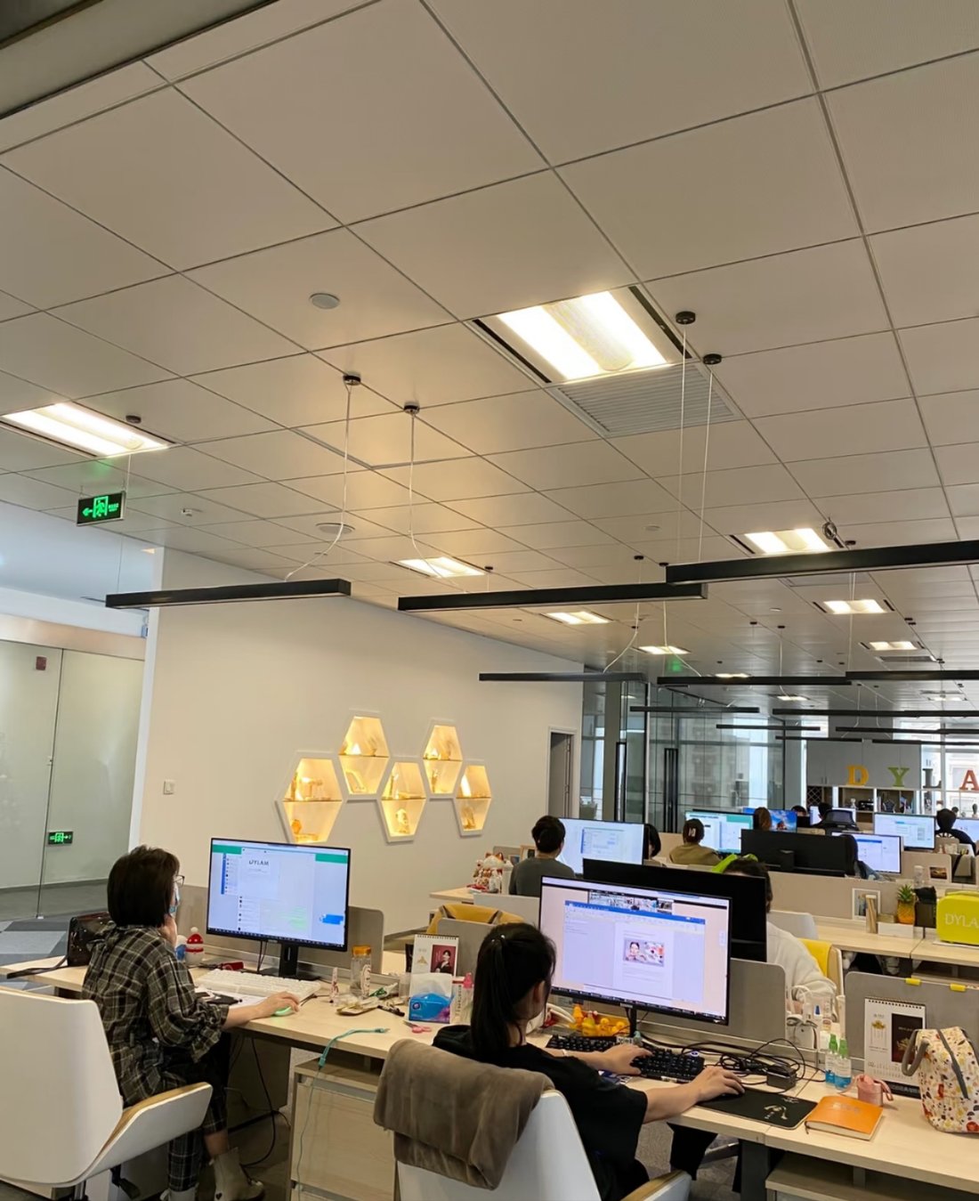 Cozy Foot trading and merchandising team at their workstations handling customer inquiries
